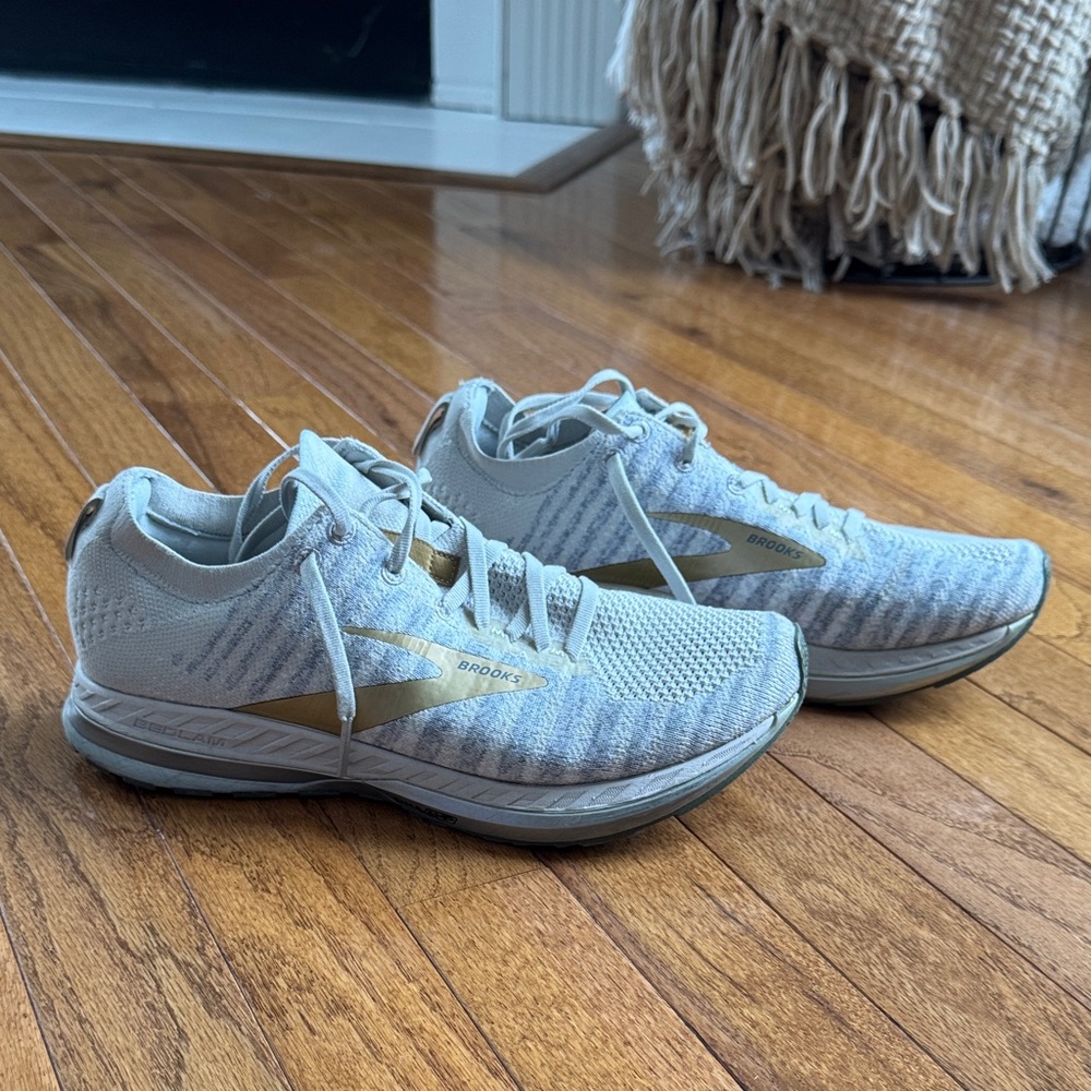 Brooks Women's Athletic Shoes - Light Gray and Gold
